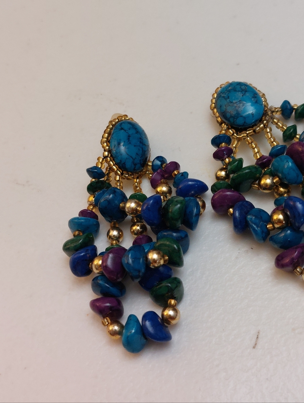 Vintage Southwest Inspired Clip On Earrings Faux Turquoise Cabochon Beaded Hoops - Picture 2 of 6